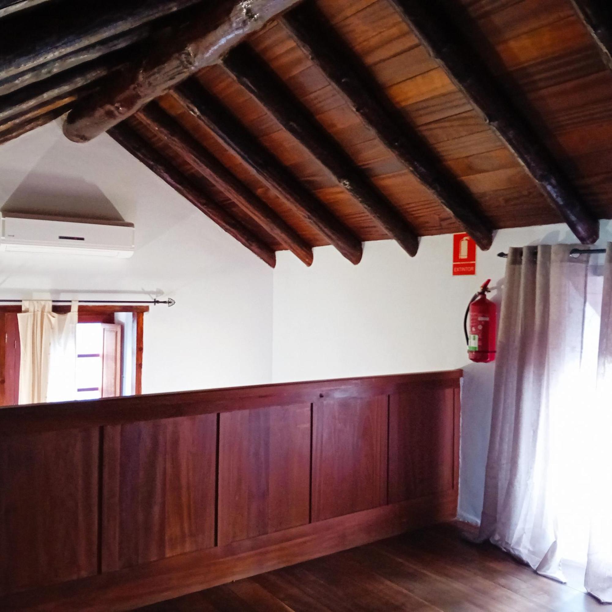 Pensjonat Stunning Rustic House El Pinar & Wifi Zewnętrze zdjęcie